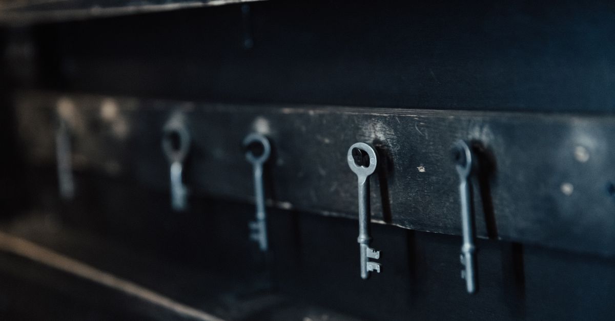 locksmith tools keys — Edgewater IL Locksmith