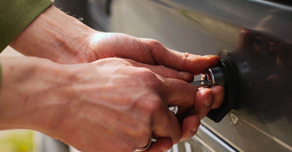 key maker professional — Edgewater IL Locksmith