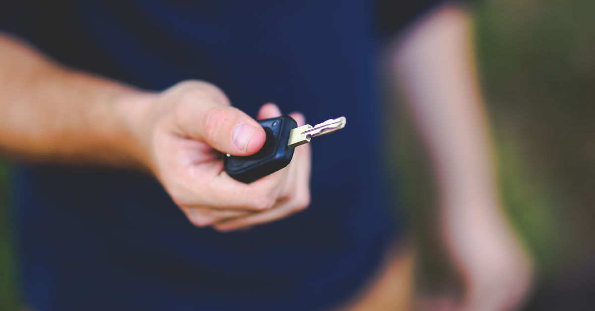 24 Hour Car Lockout Service Without the Damage — Edgewater IL Locksmith