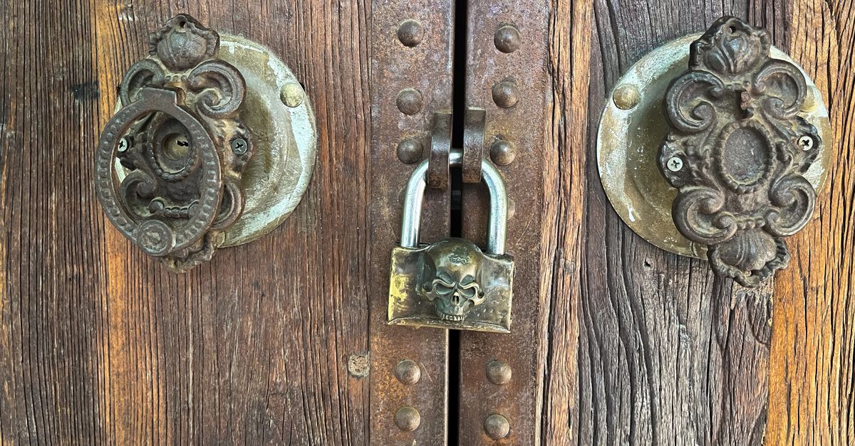 Emergency Locksmith Response for Chicago Offices — Including Mortise Lock Emergencies — Edgewater IL Locksmith